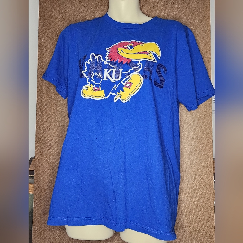 Adidas KU the go to tee size Medium